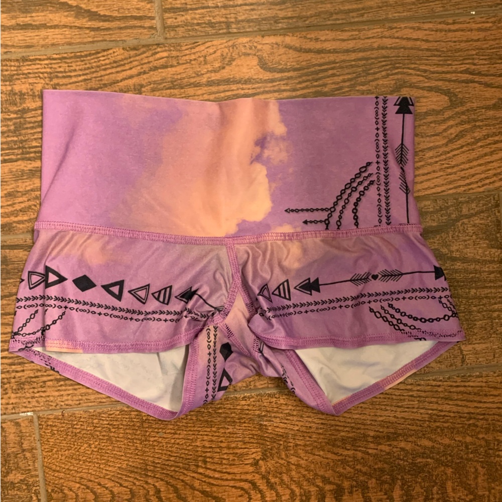 Teeki purple hot shorts 💜